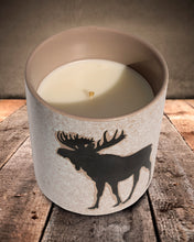 Load image into Gallery viewer, MOOSE KICK Wildlife Candle - 22oz