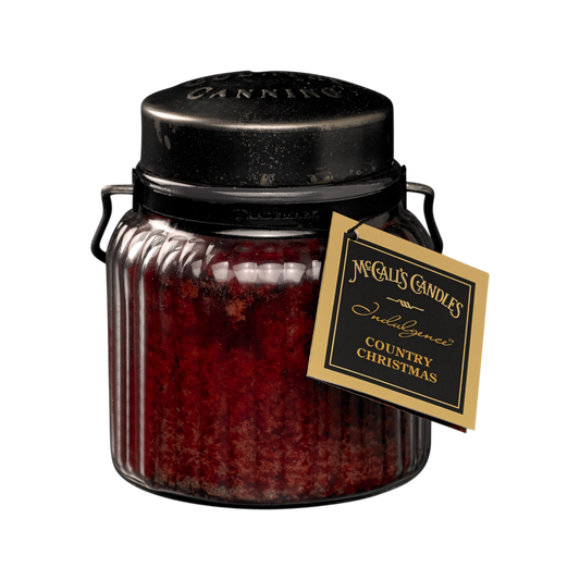 Country Christmas 18 oz Candle