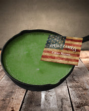 Load image into Gallery viewer, CABIN SCENTS Frying Pan Candle-14oz

