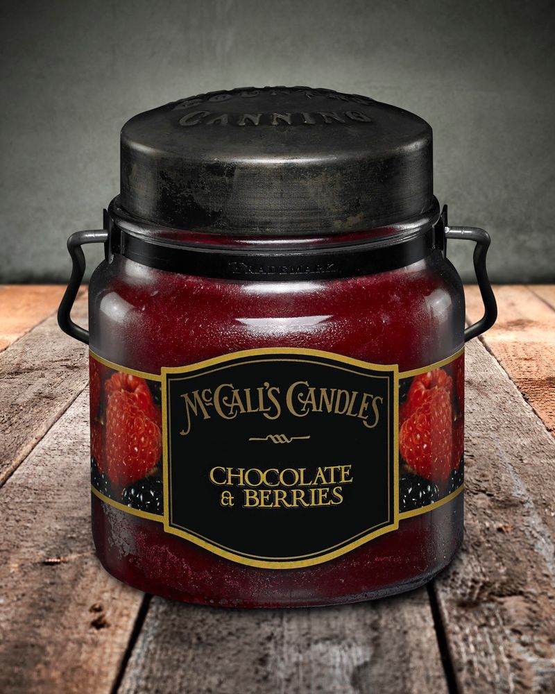 CHOCOLATE and BERRIES Double Wick Classic 16oz